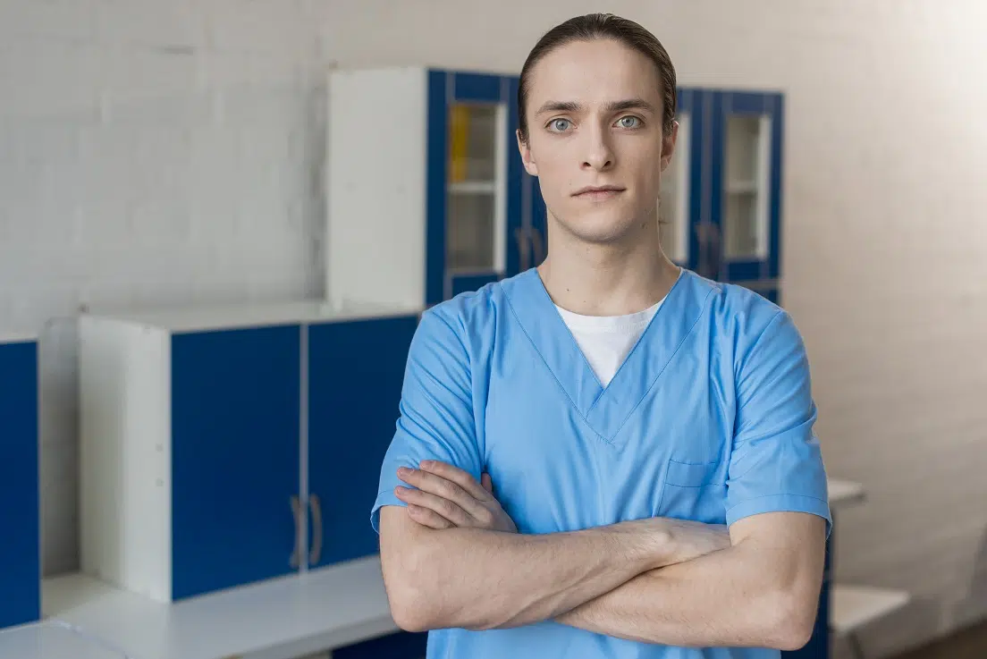 مشاوره استخدامی پرستاری: راهنمای کامل برای موفقیت در آزمون ۱۴۰۴